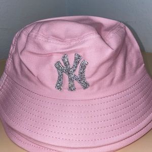 Pink NY bucket hat